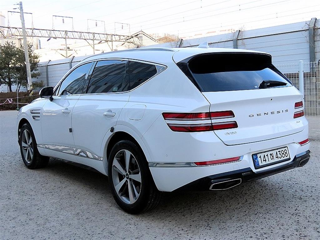 Genesis GV80 - Vista 3