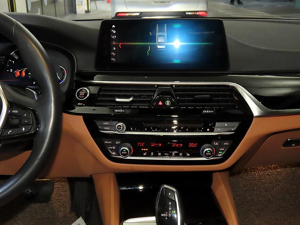 BMW 5 Series - Vista 11