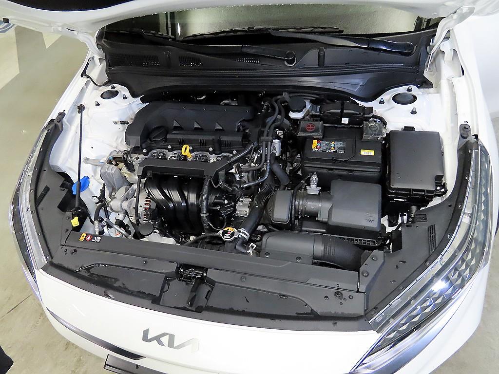 KIA K3 2024 Blanco - Importación desde Corea - HF Imports Iquique - Foto 18