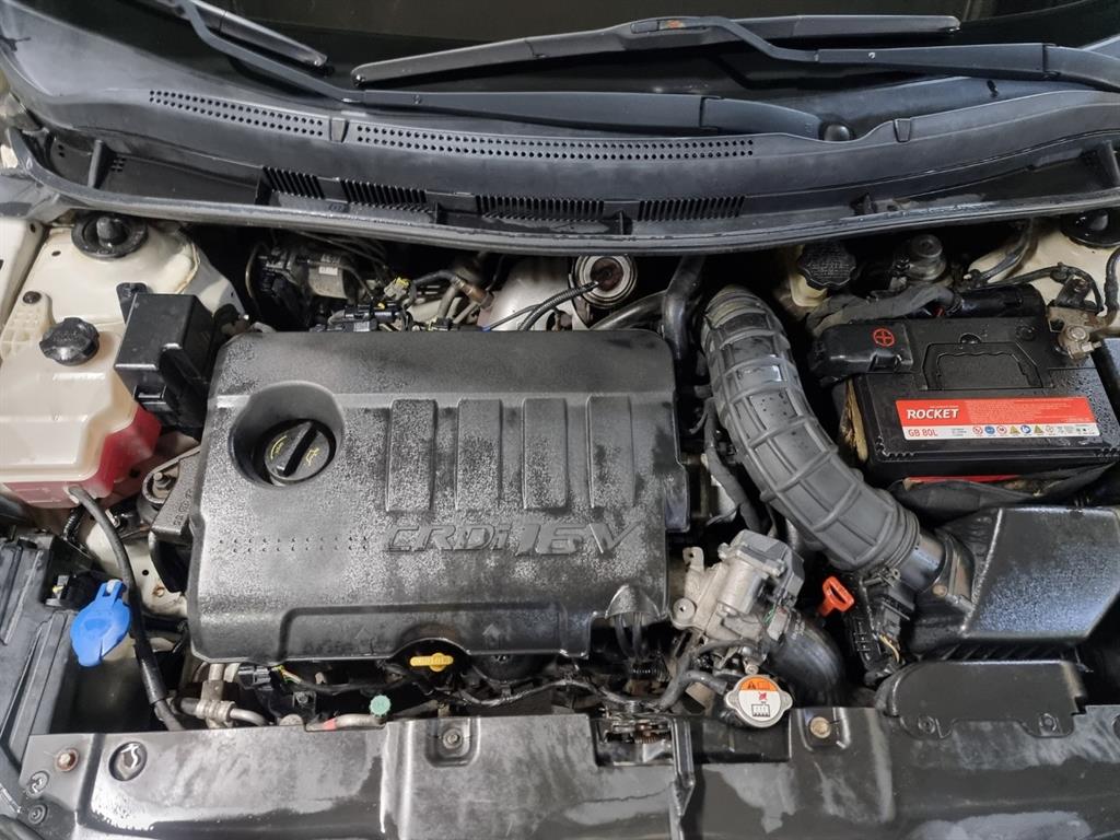 HYUNDAI Accent 2014 Blanco - Importación desde Corea - HF Imports Iquique - Foto 20