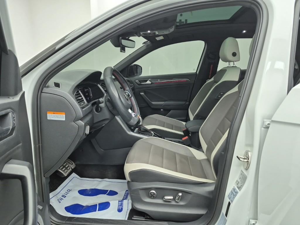 Volkswagen T-Roc - Vista 11