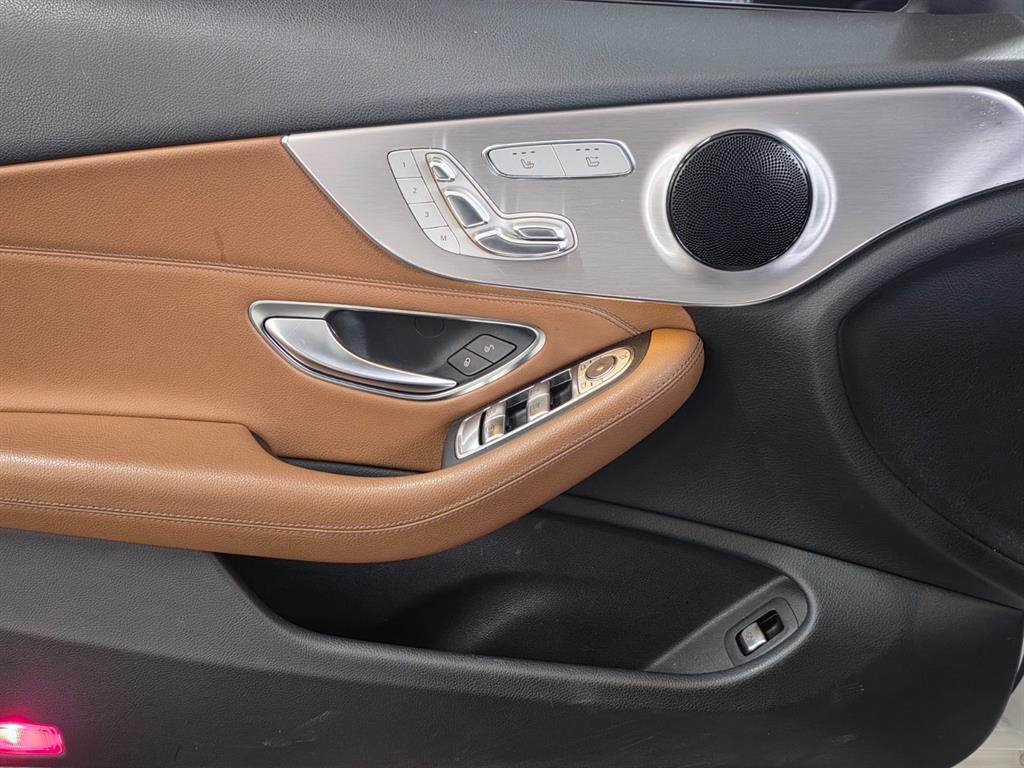 Mercedes Benz C Class 2018 Blanco - Importación desde Corea - HF Imports Iquique - Foto 17