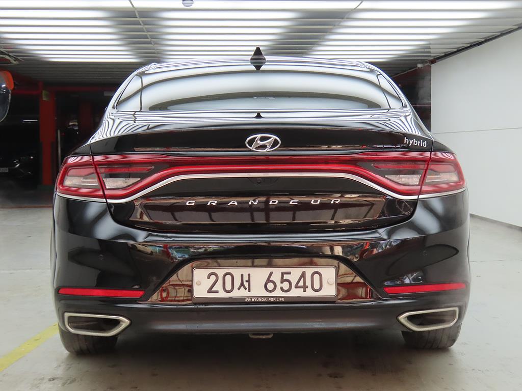 HYUNDAI Grandeur - Vista 4