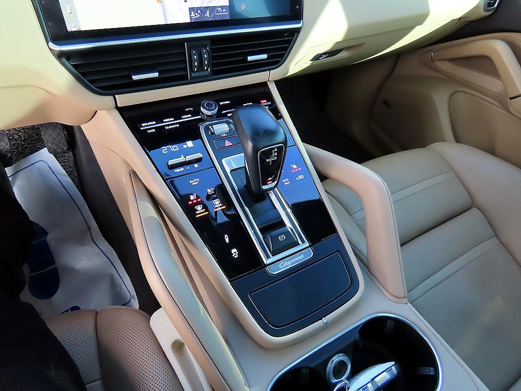 Porsche Cayenne - Vista 11