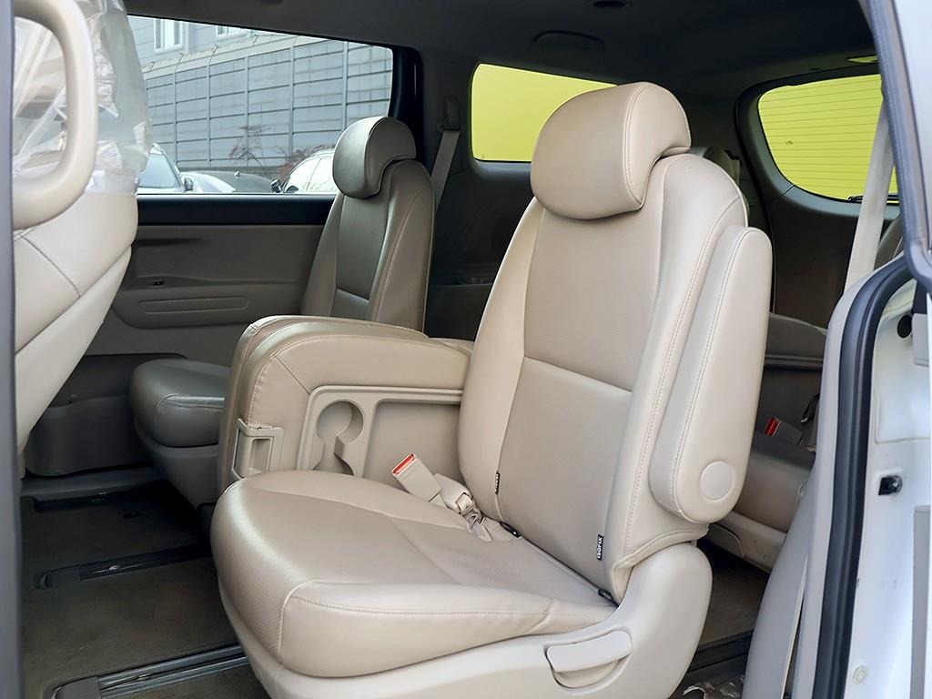 KIA Carnival 2019 the color of pearl - Importación desde Corea - HF Imports Iquique - Foto 13