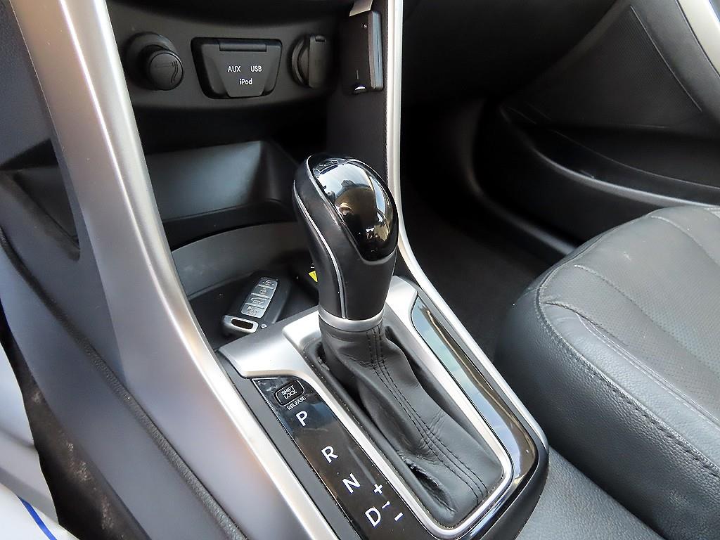 HYUNDAI i30 - Vista 11