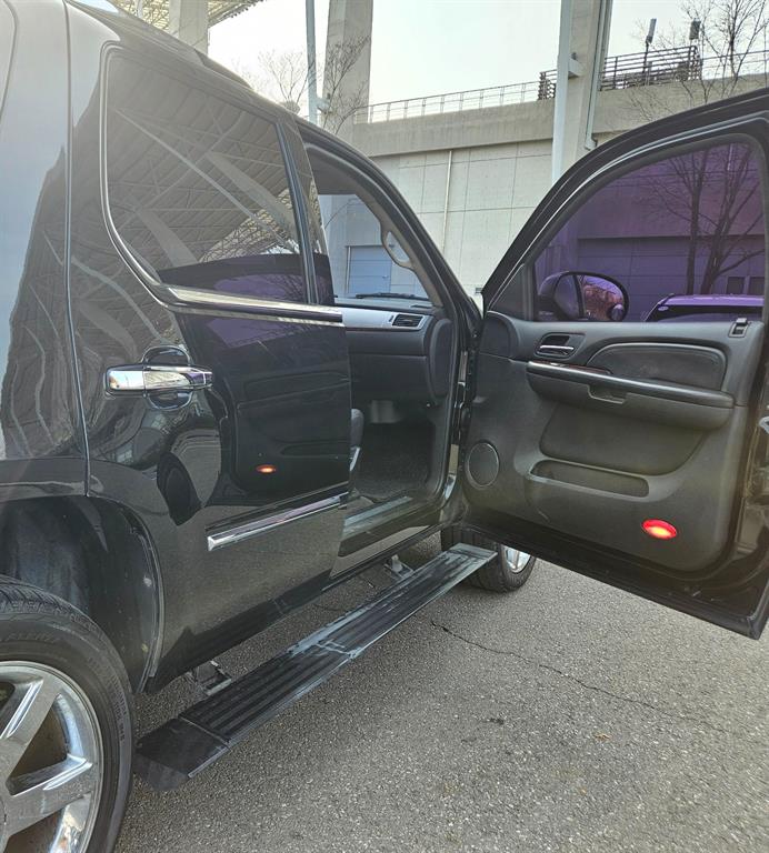 Cadillac Escalade 2007 Negro - Importación desde Corea - HF Imports Iquique - Foto 16