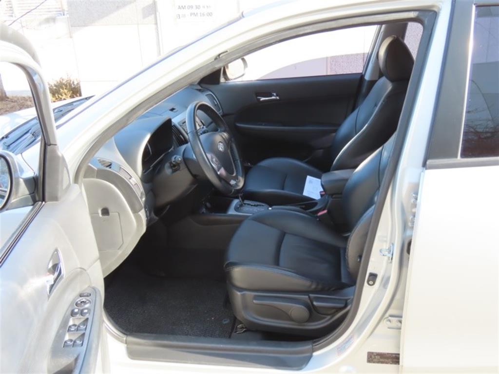 HYUNDAI i30 2009 Plateado - Importación desde Corea - HF Imports Iquique - Foto 13