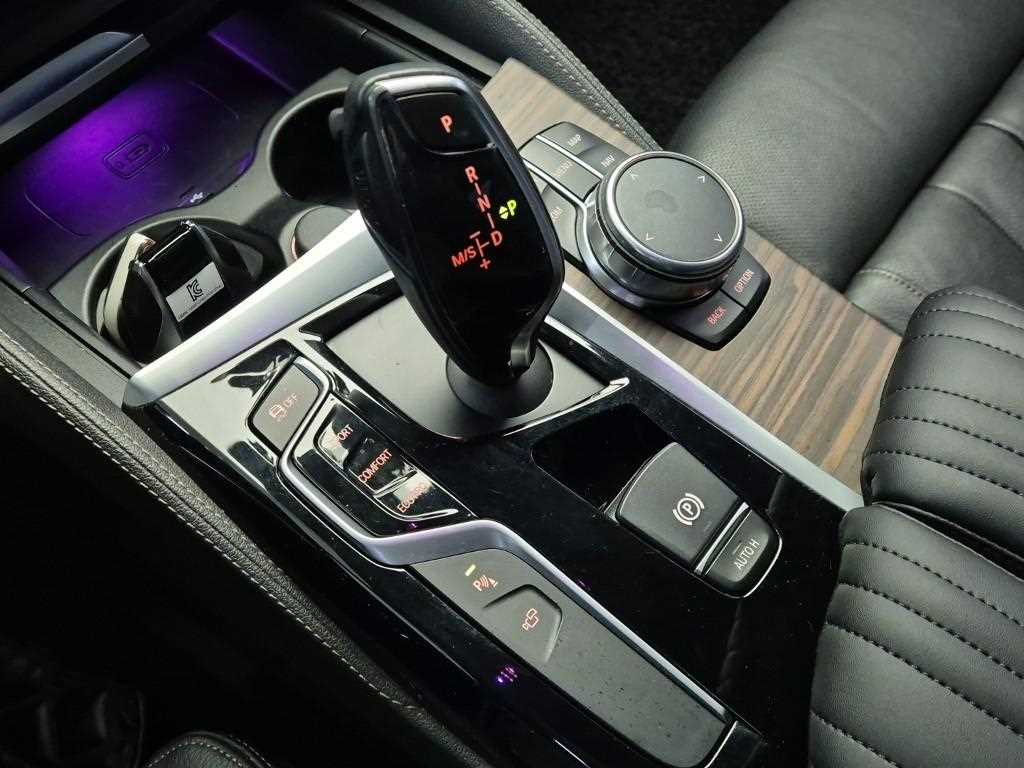 BMW 5 Series - Vista 8