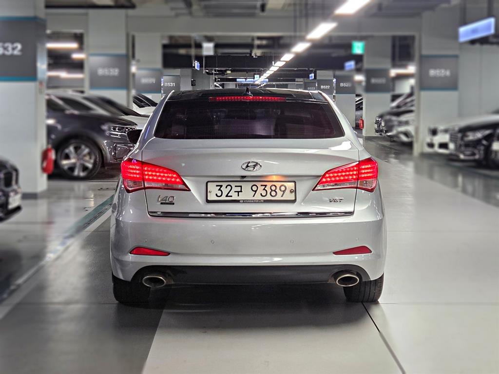 HYUNDAI i40 - Vista 4