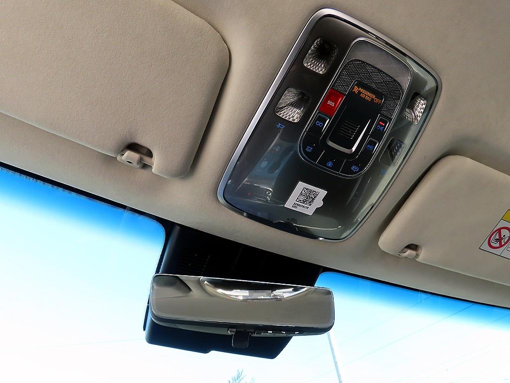 Genesis GV70 2025 Negro - Importación desde Corea - HF Imports Iquique - Foto 14