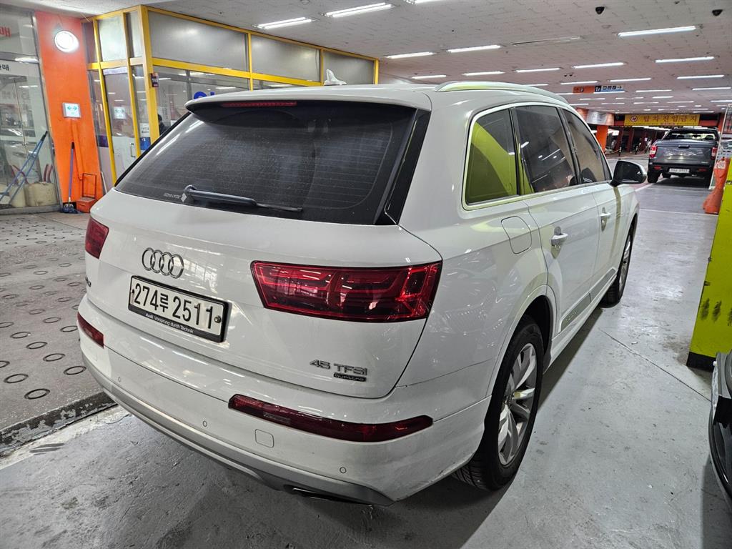 Audi Q7 - Vista 3