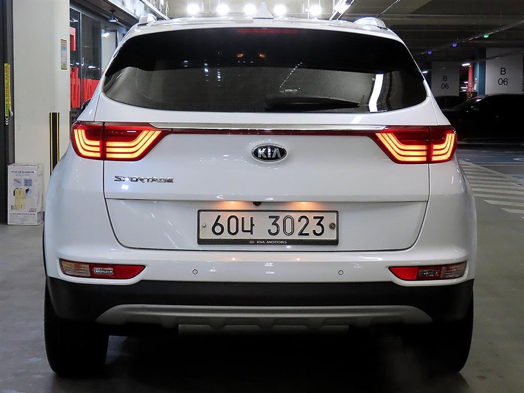 KIA Sportage - Vista 5