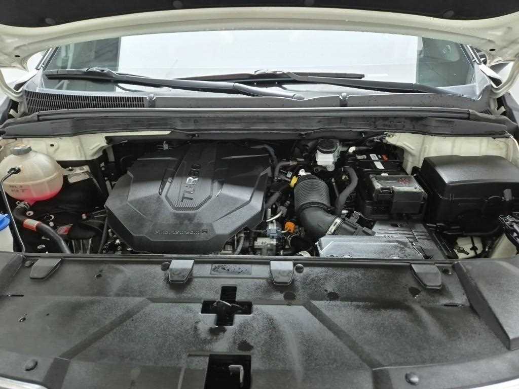 KIA Carnival - Vista 5