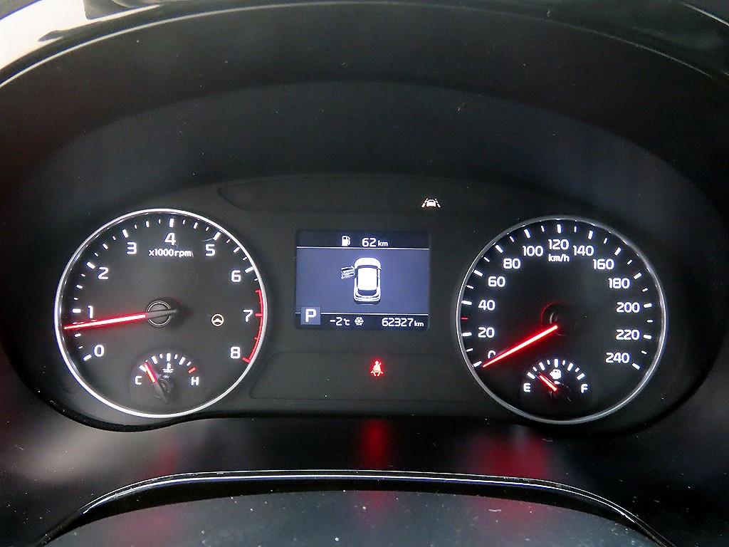 KIA Seltos - Vista 9