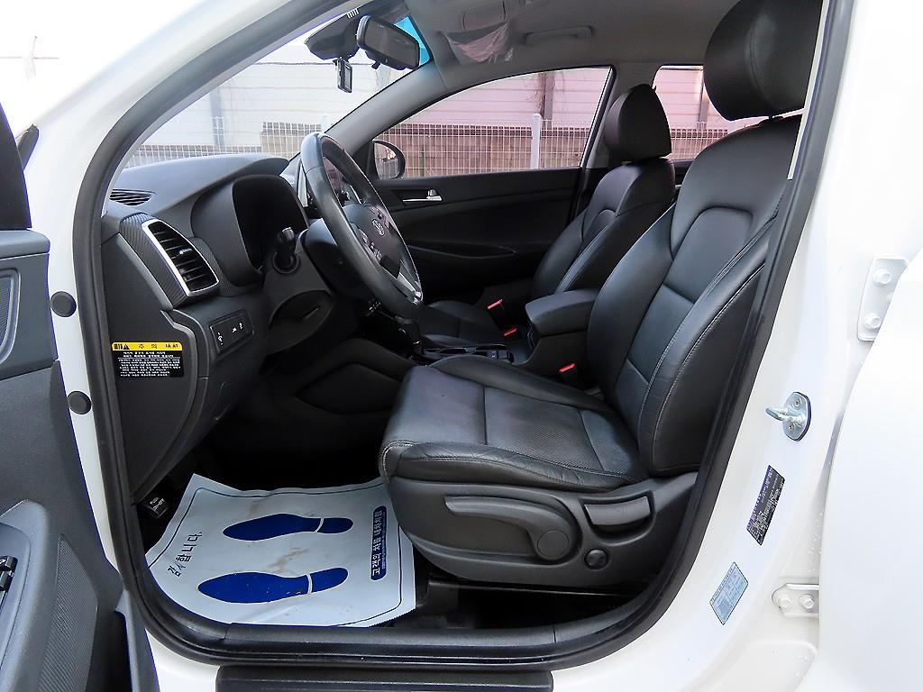 HYUNDAI Tucson - Vista 5