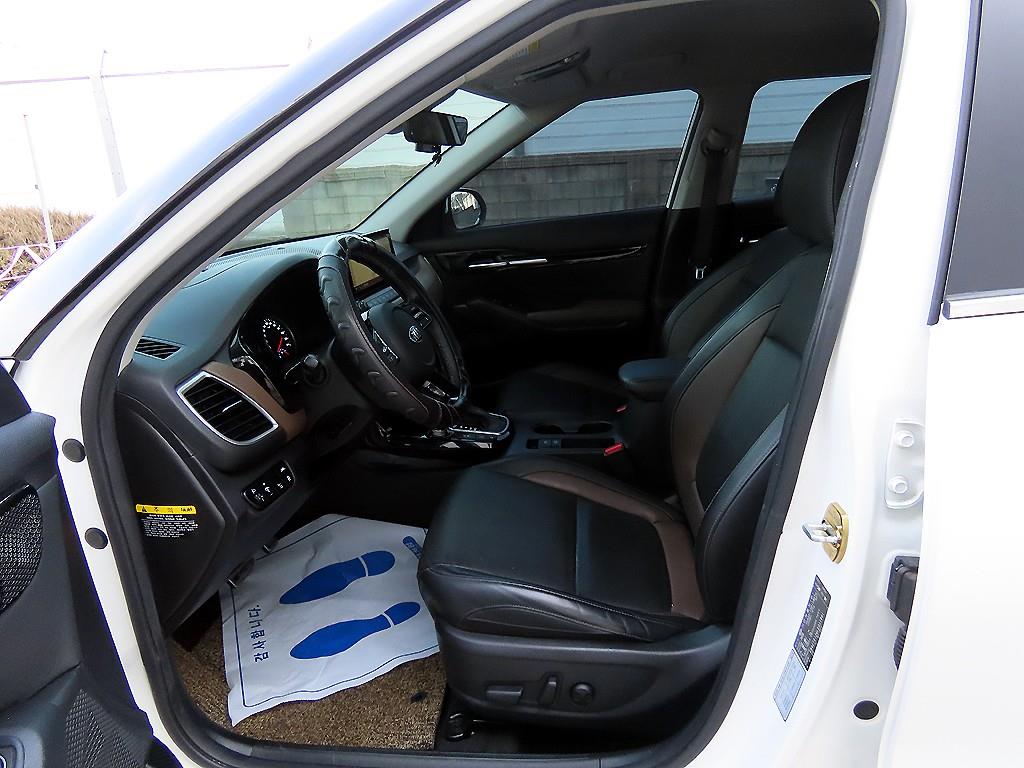 KIA Seltos - Vista 5