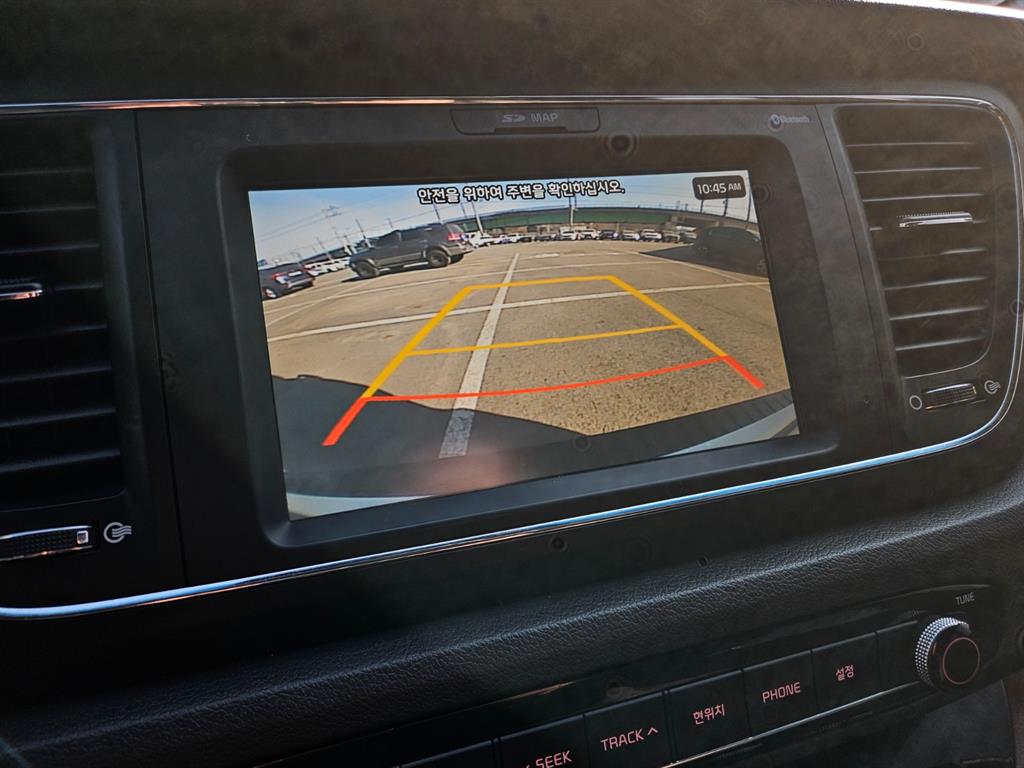 KIA Carnival - Vista 10