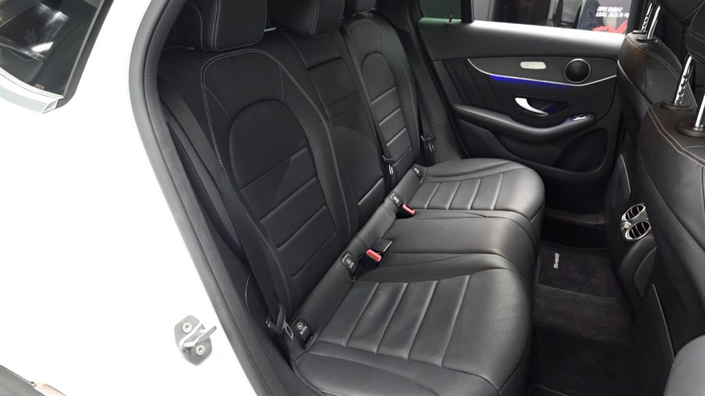 Mercedes Benz GLC Class - Vista 12