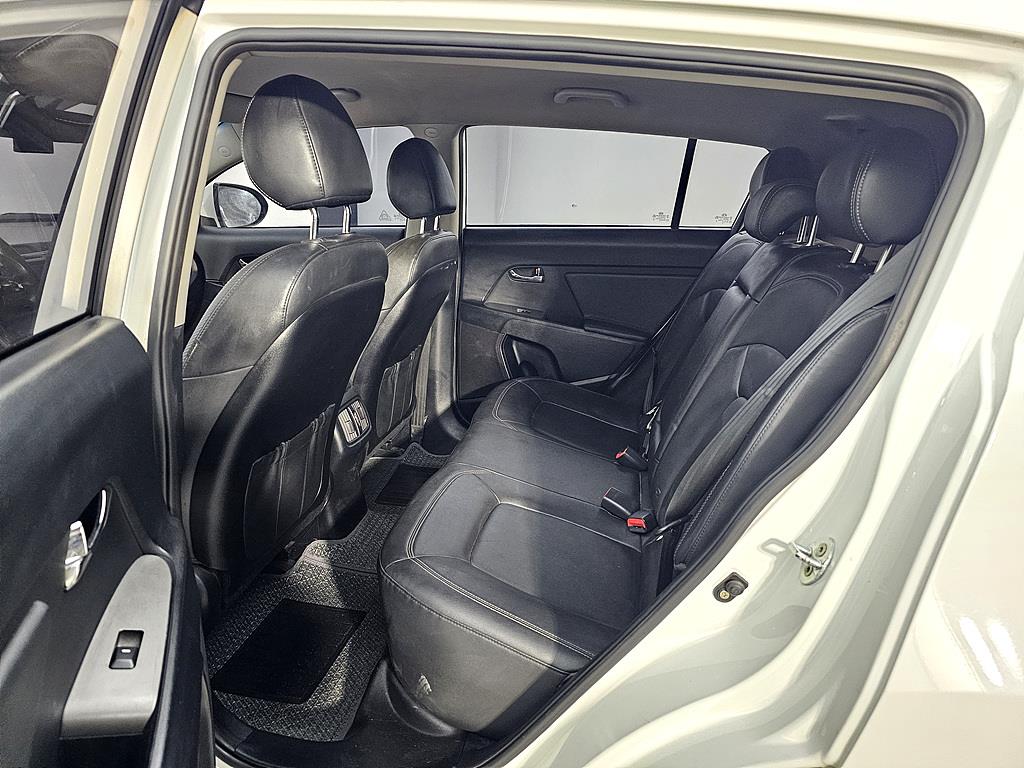 KIA Sportage - Vista 9