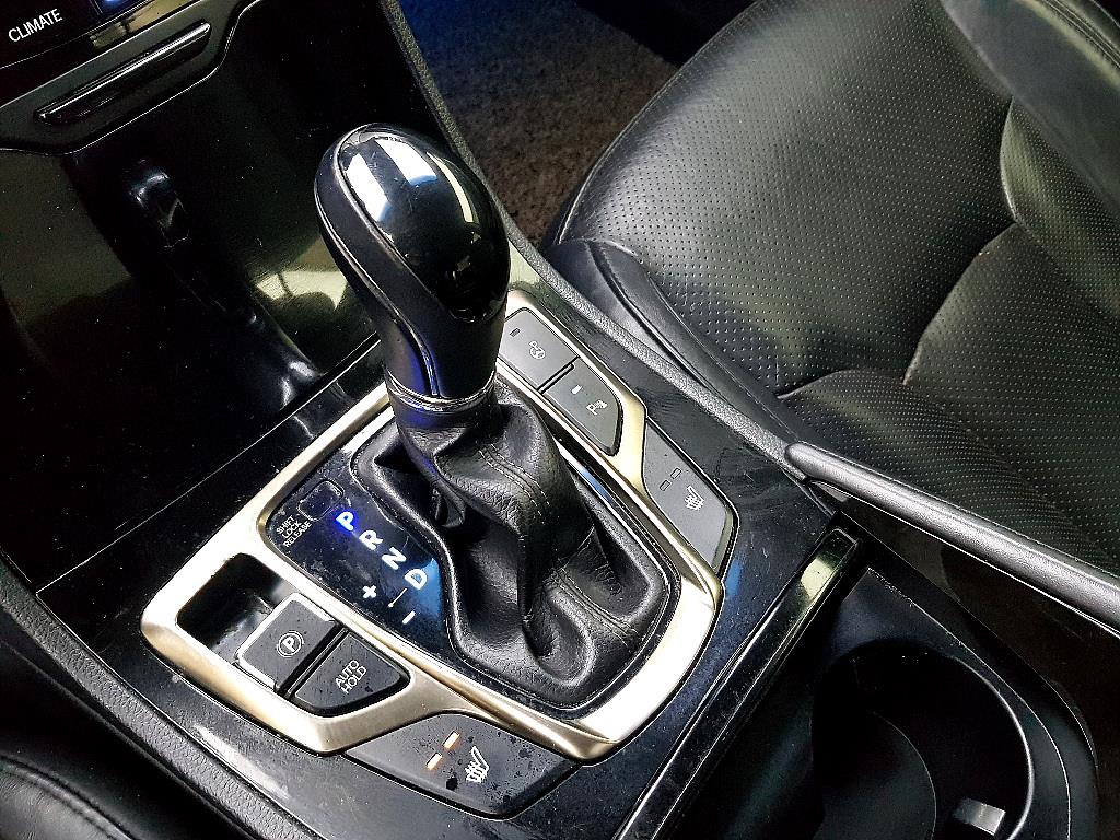 HYUNDAI Grandeur 2012 Negro - Importación desde Corea - HF Imports Iquique - Foto 13