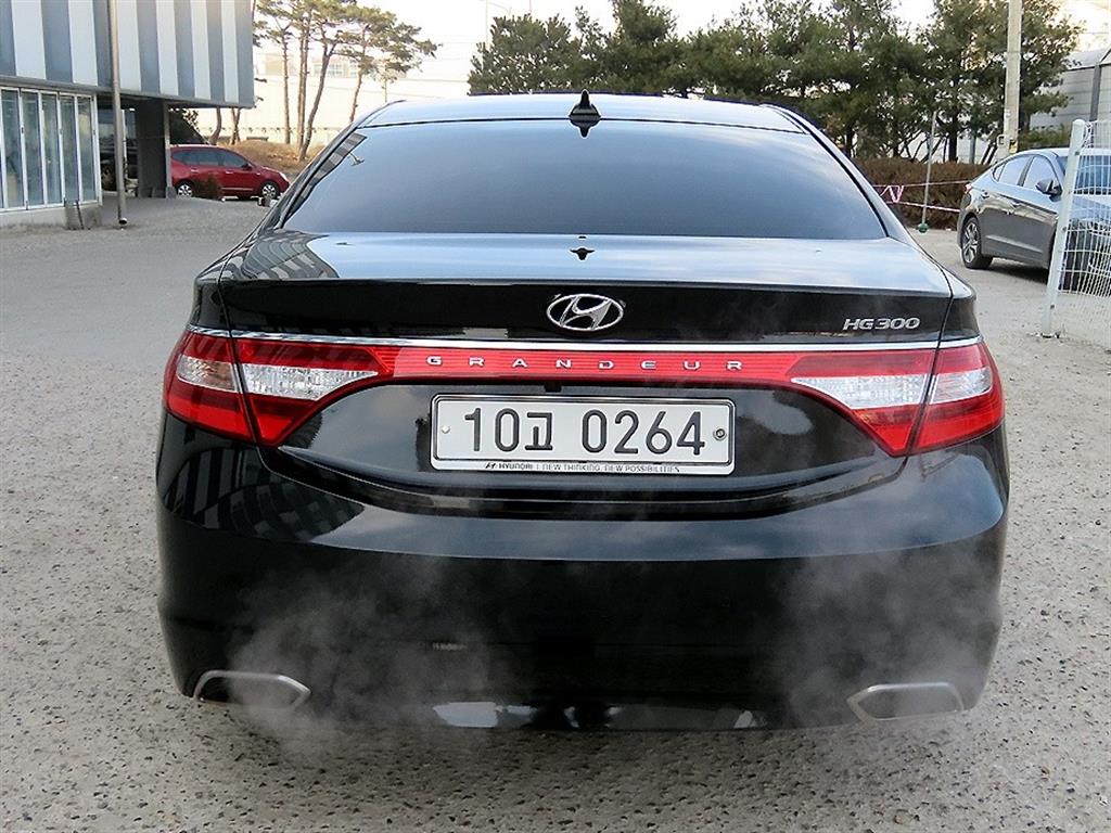 HYUNDAI Grandeur - Vista 4