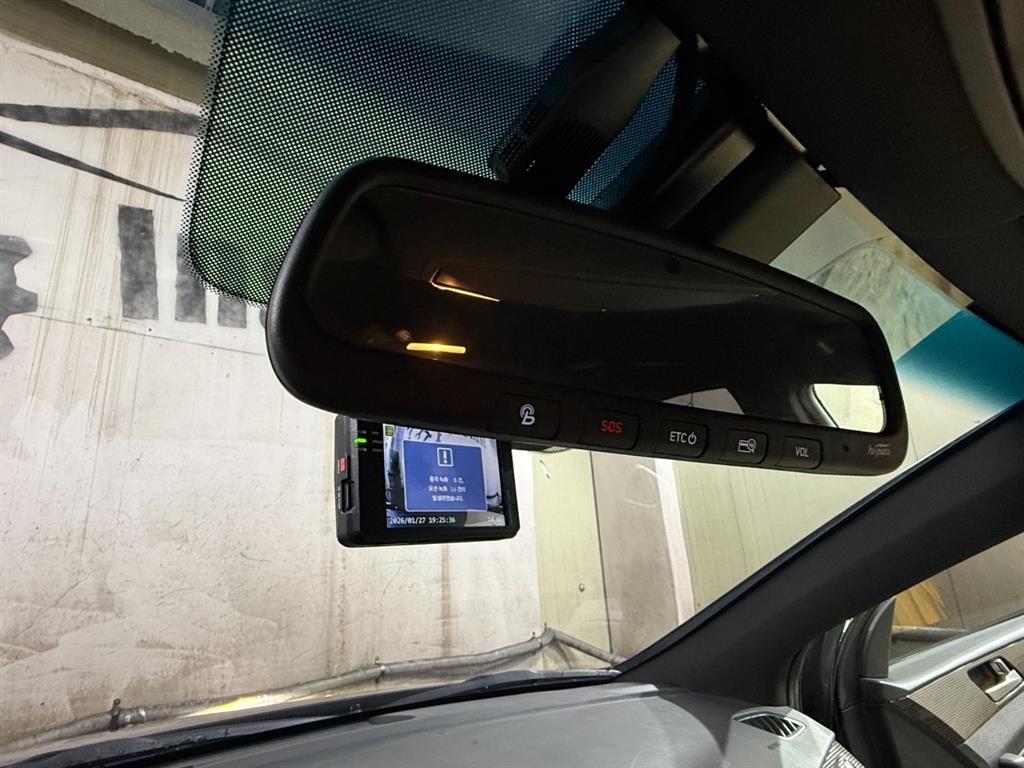 HYUNDAI Sonata - Vista 7