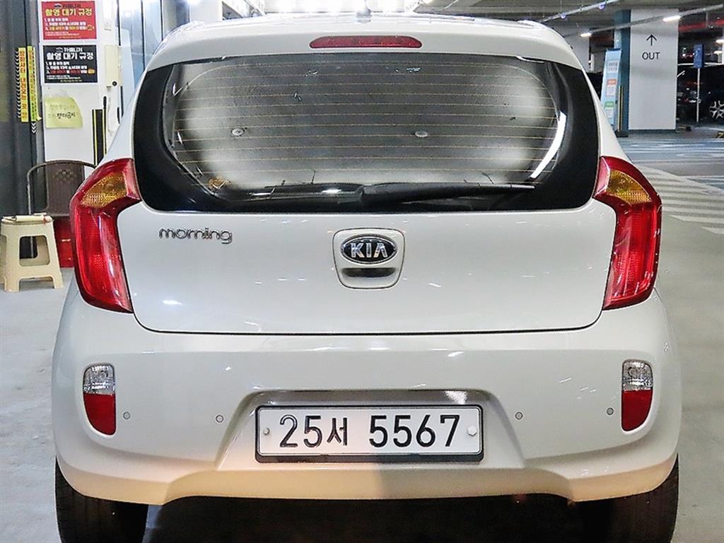 KIA Morning - Vista 5