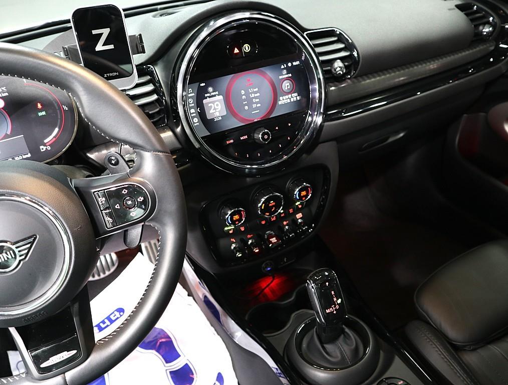 Mini Clubman - Vista 11