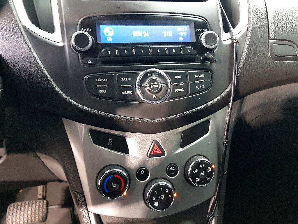 Chevrolet Trax 2014 Café - Importación desde Corea - HF Imports Iquique - Foto 13