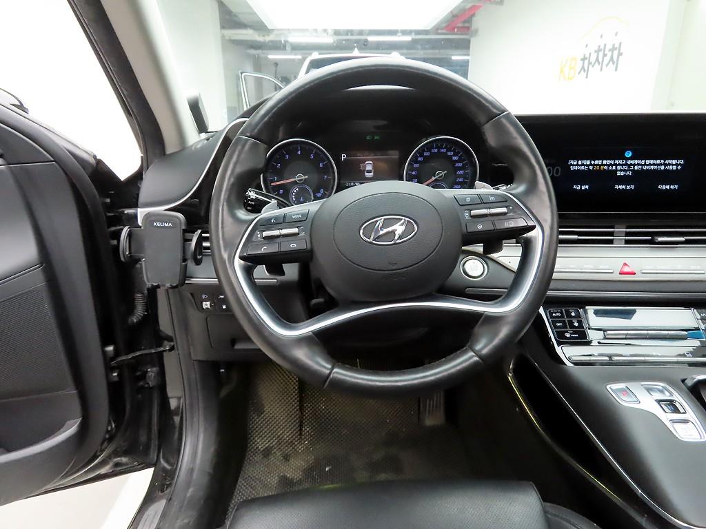 HYUNDAI Grandeur - Vista 10