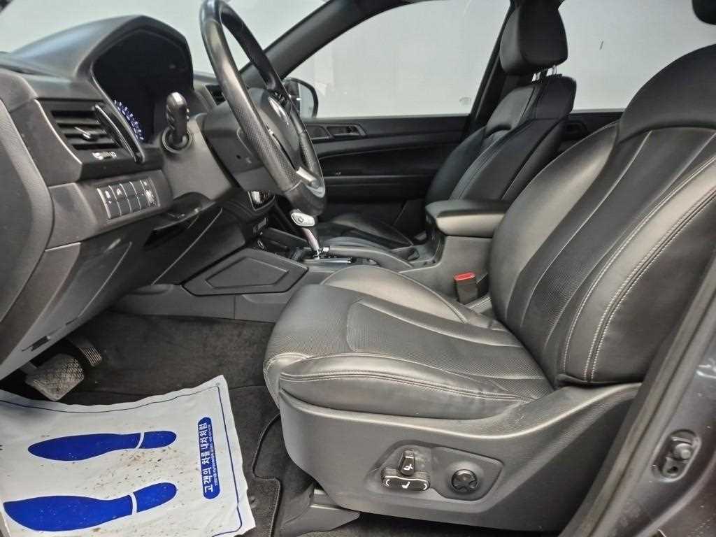 Ssangyong Rexton - Vista 11