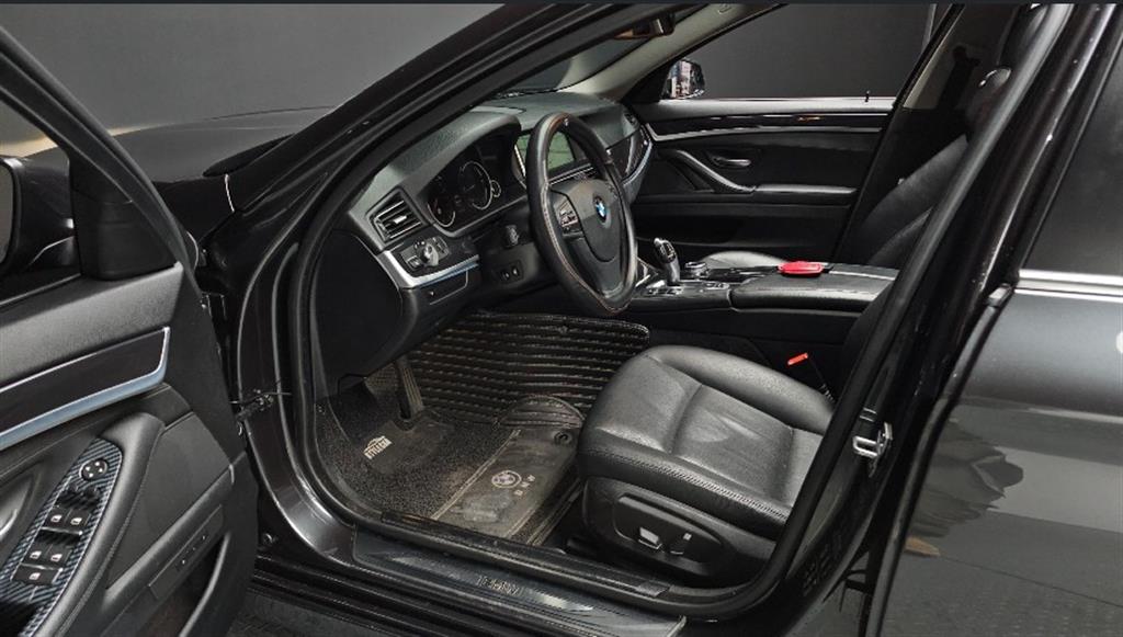 BMW 5 Series - Vista 10