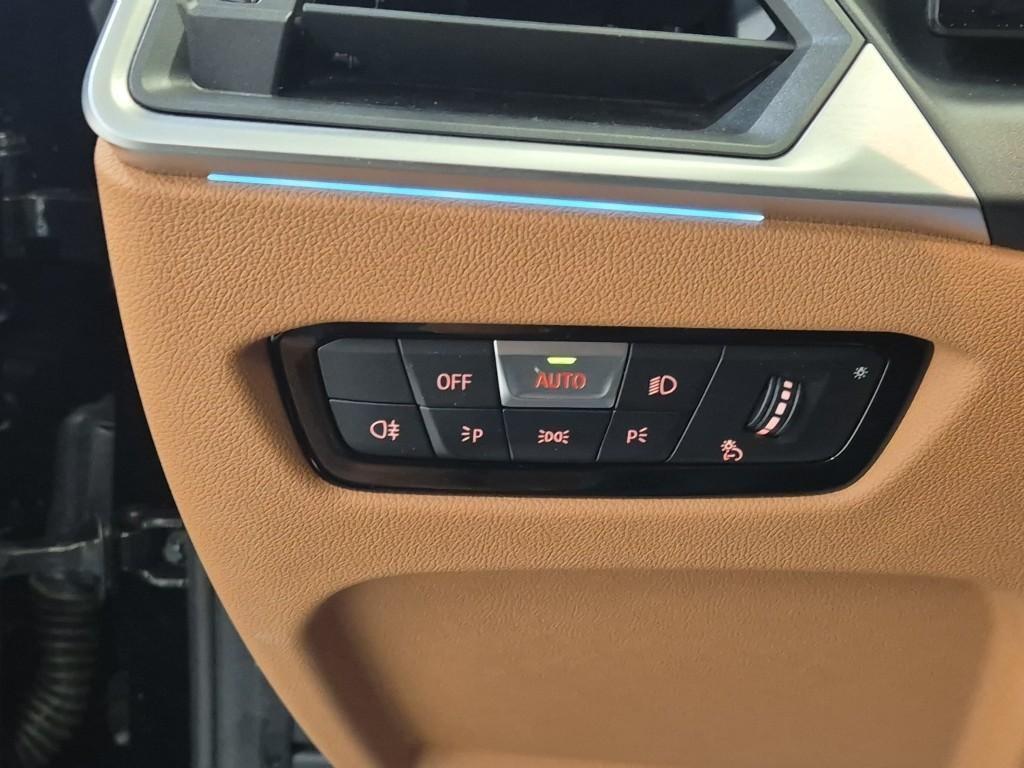 BMW 3 series 2023 Negro - Importación desde Corea - HF Imports Iquique - Foto 19