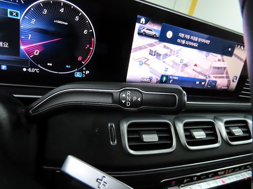 Mercedes Benz GLE Class - Vista 10