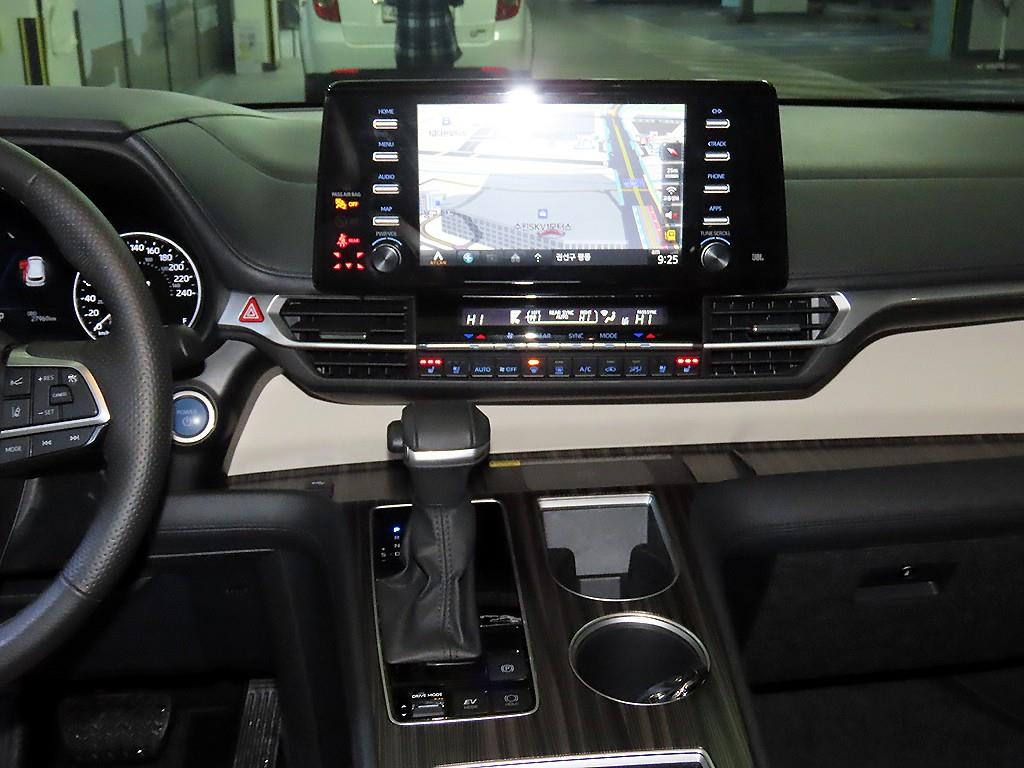 Toyota Siena - Vista 11