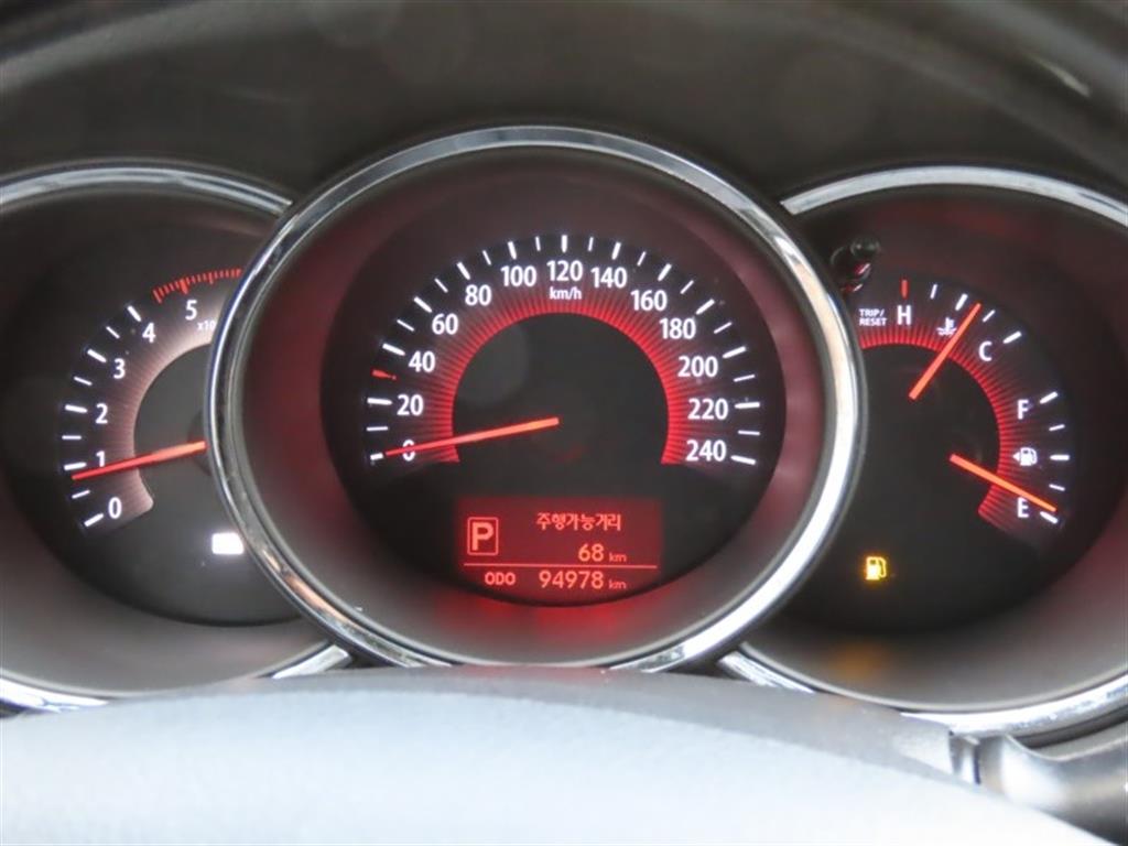 KIA Sorento - Vista 9