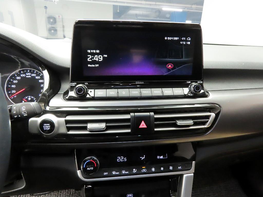 KIA Seltos - Vista 9