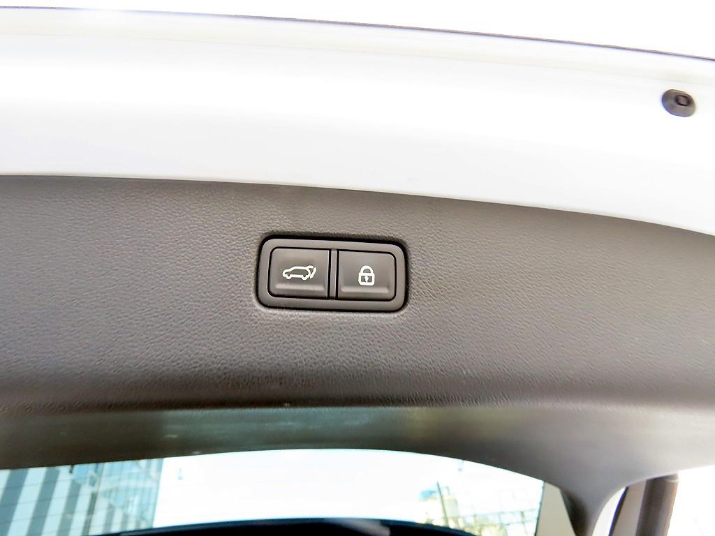 Genesis GV80 2021 Blanco - Importación desde Corea - HF Imports Iquique - Foto 17