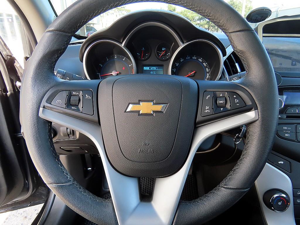 Chevrolet Cruise - Vista 8