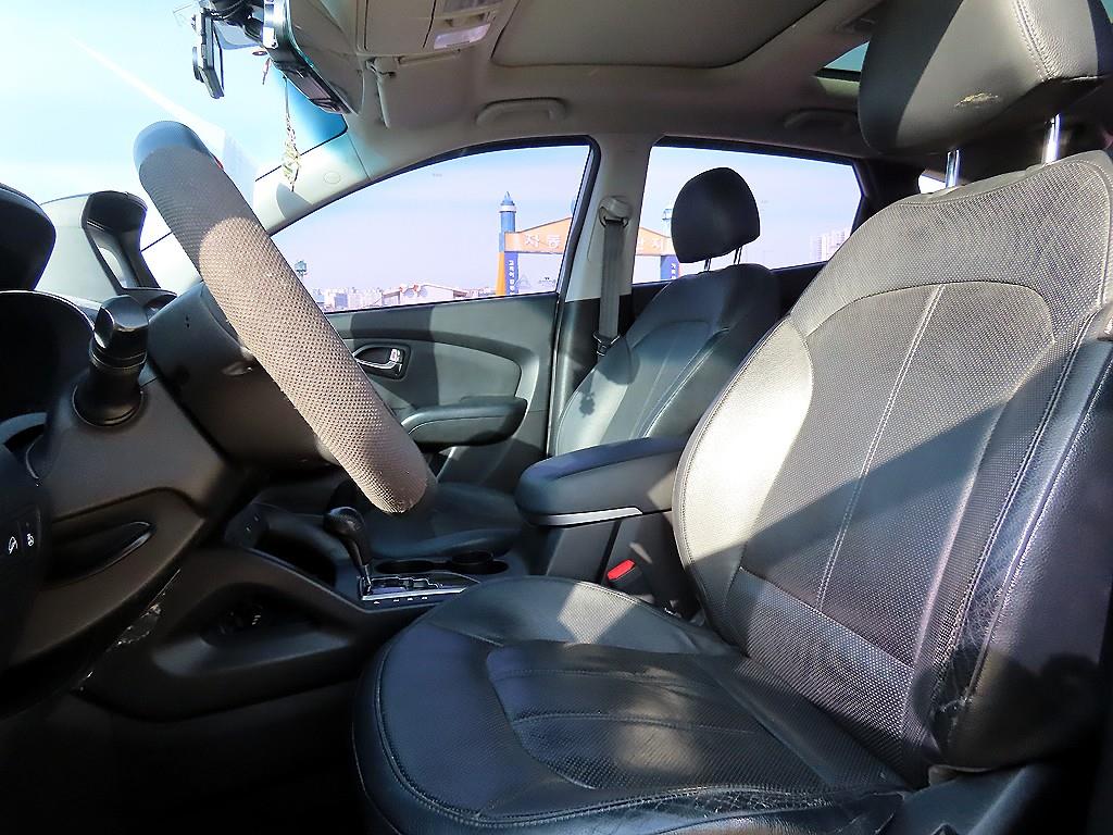 HYUNDAI Tucson - Vista 5