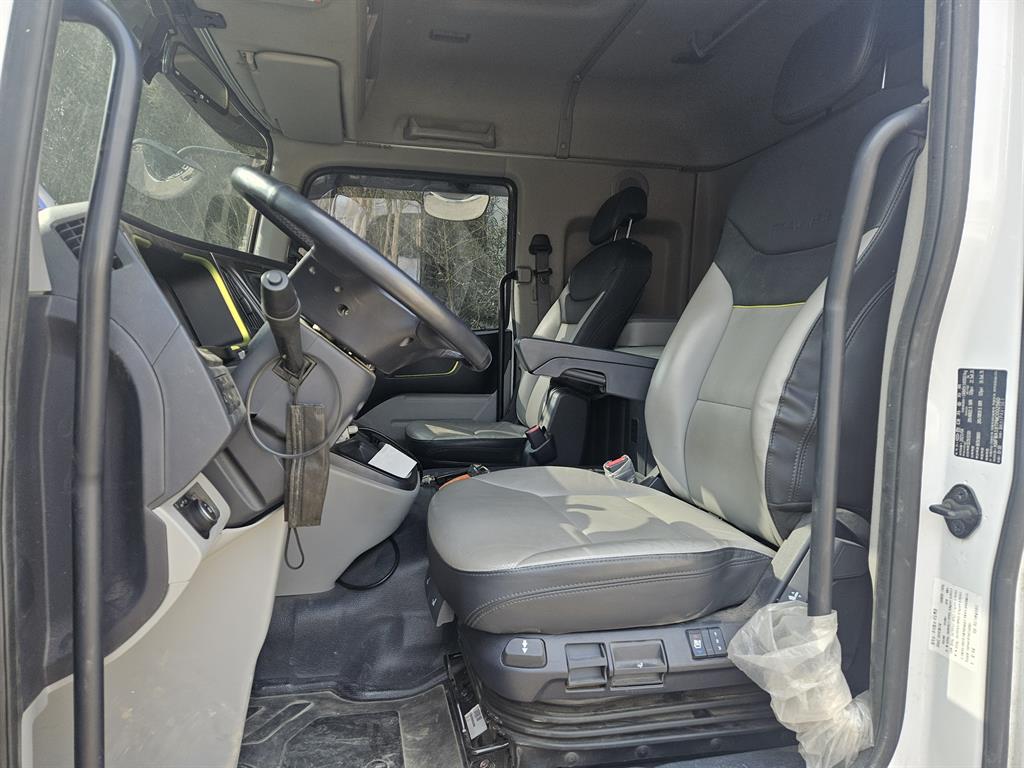 medium and large cargo Lekka - Vista 5