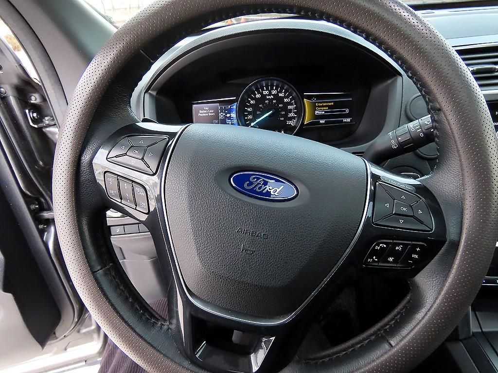 Ford Explorer - Vista 8