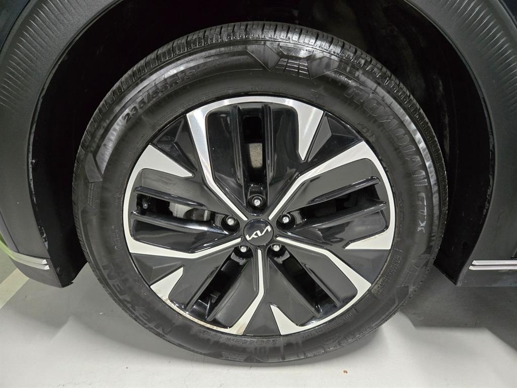 KIA EV6 2022 Azul - Importación desde Corea - HF Imports Iquique - Foto 18