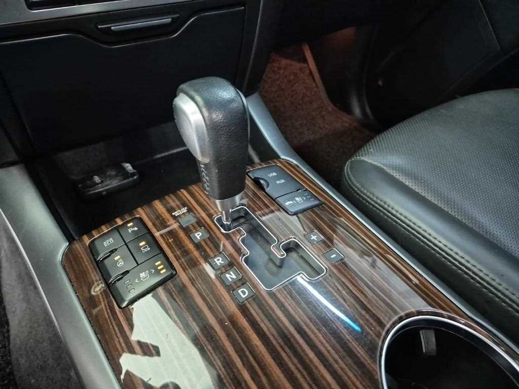 KIA Mohave - Vista 8