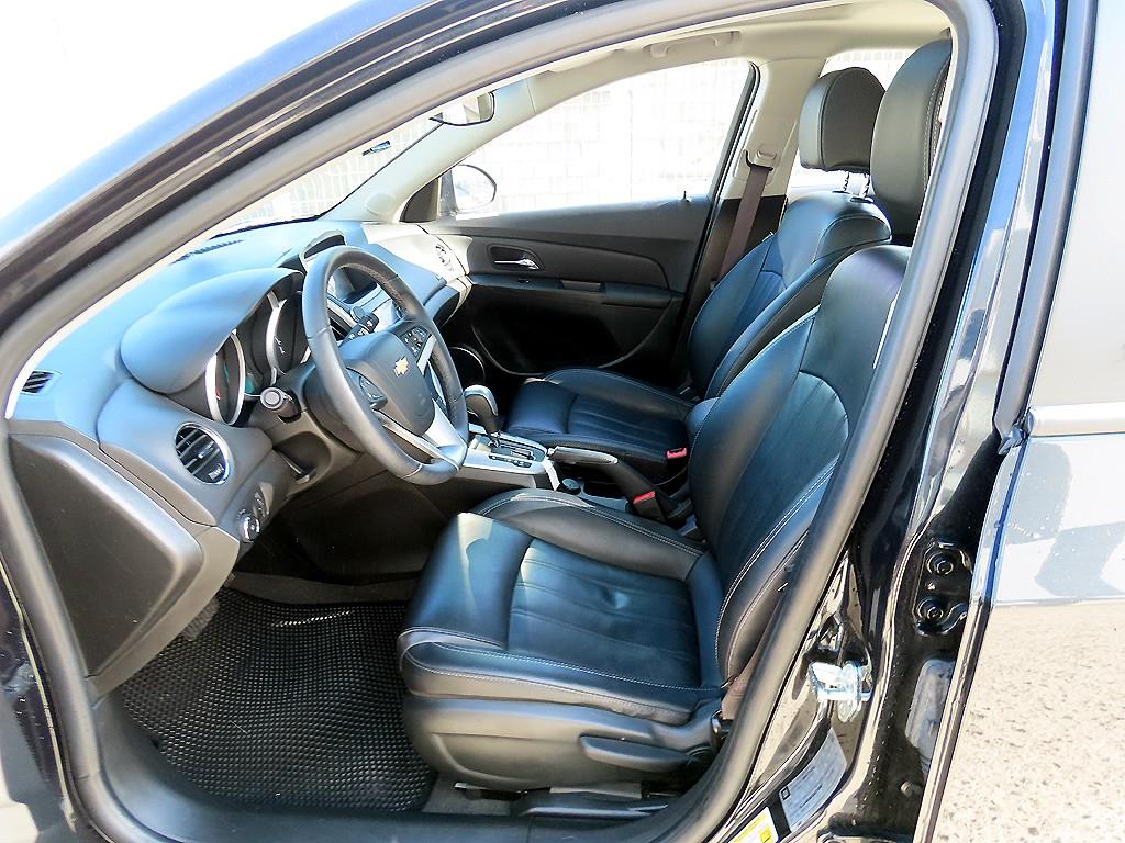 Chevrolet Cruise - Vista 5