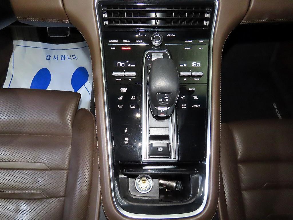 Porsche Panamera - Vista 12