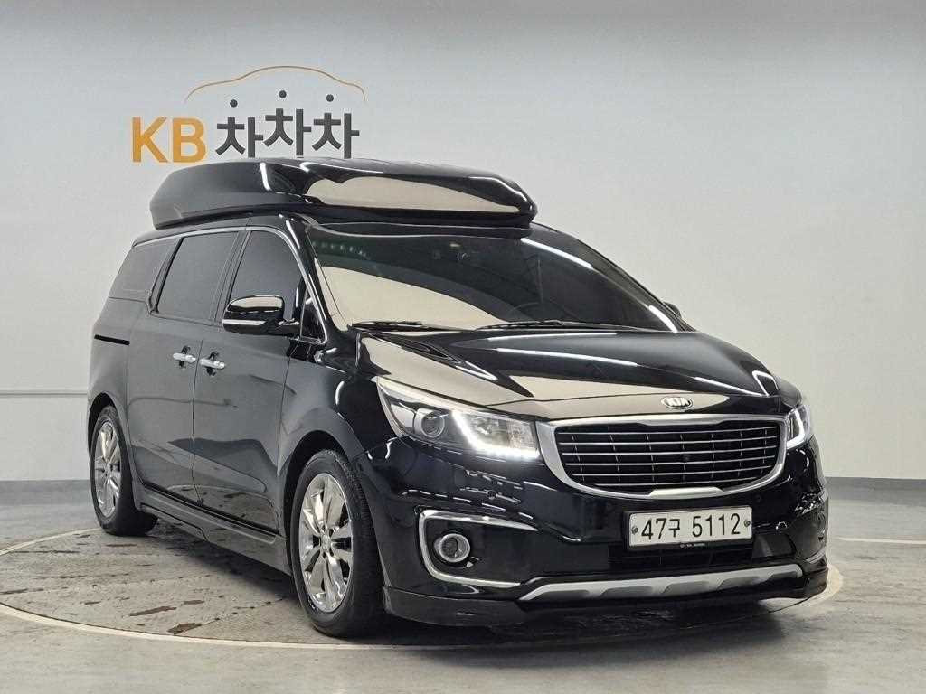 KIA Carnival - Vista 4