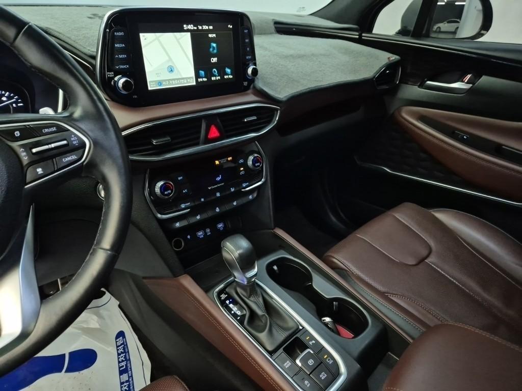 HYUNDAI Santa Fe - Vista 9