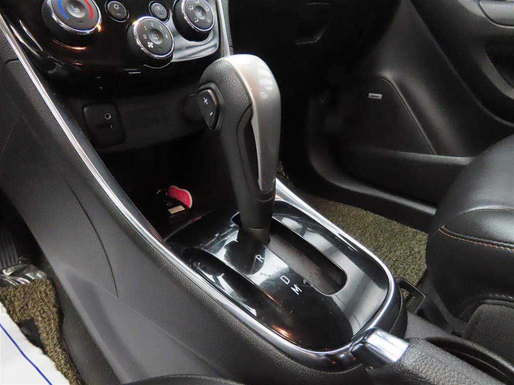 Chevrolet Trax - Vista 11